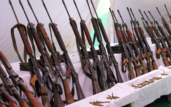 Chhattisgarh: CRPF foiled a major conspiracy of Naxalites, recovered weapons and explosives.