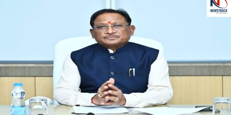 Chhattisgarh Cabinet Meeting Cabinet Reshuffle Speculation Chhattisgarh Latest News | Chhattisgarh: CM Sai called a high level meeting at midnight, ministers arrived running, there was a big reshuffle in the cabinet. News Track in Hindi