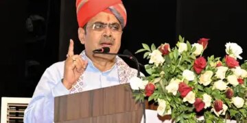 Chief Minister Bhajanlal Sharma reached Rural Service Camp in Pali, interacted with the beneficiaries to know the ground status of the schemes.