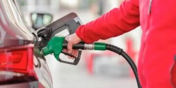 Crude Oil Price Fall: Why is petrol and diesel still expensive? Know how fuel rates are decided in India