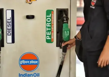 Crude Oil Price Falls: Crude becomes cheaper in the international market, will the prices of petrol and diesel reduce now? Know today's latest prices