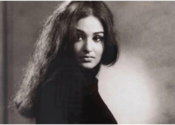 Dated Rajesh Khanna, backed out from marriage, today at the age of 80 this beauty is living with dogs and cats!