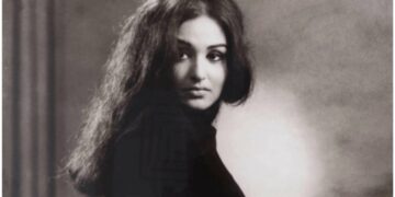 Dated Rajesh Khanna, backed out from marriage, today at the age of 80 this beauty is living with dogs and cats!