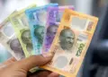 Do you know how much it will cost to make a plastic note? RBI told how expensive or cheap compared to paper notes