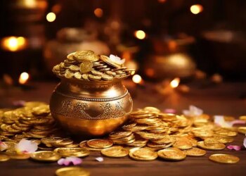 Does the money get spent as soon as it arrives? These miraculous measures of Vastu Shastra can strengthen the financial condition
