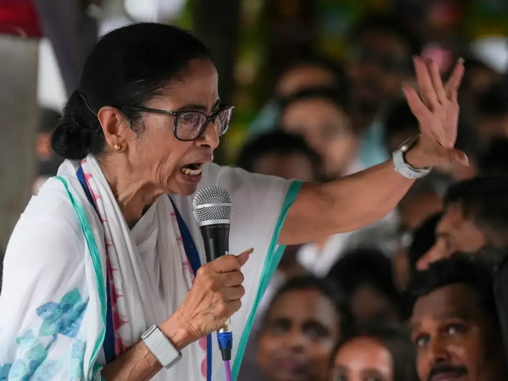 Earthquake in Bengal politics! 60 MLAs separated from TMC, Ritabrata Banerjee got command of the new legislative party