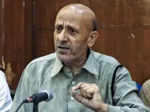 इंजीनियर रशीद को दिवंगत पिता के