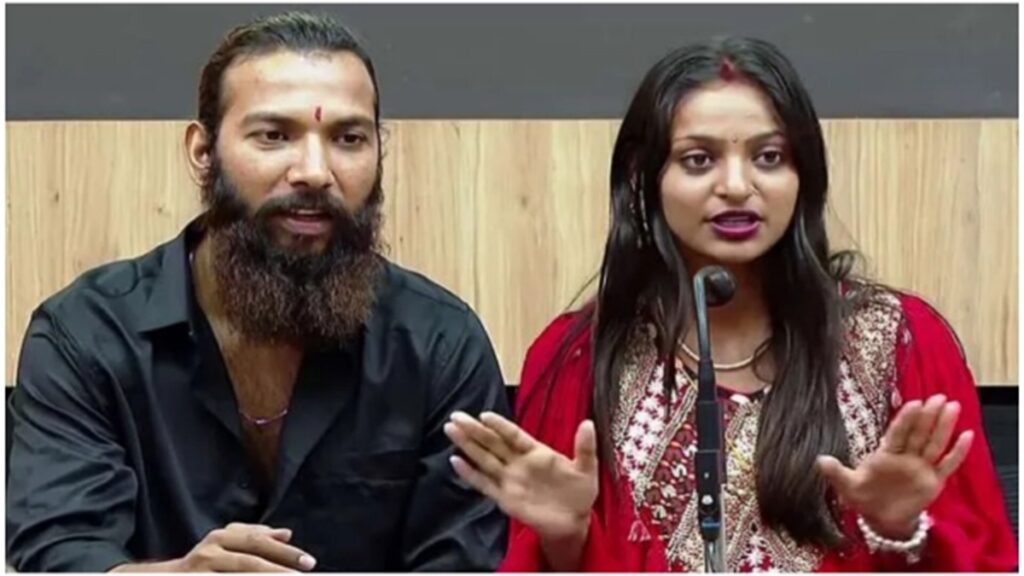 Farman Khan Claims That Viral Girl Monalisa Bhosle Is Pregnant