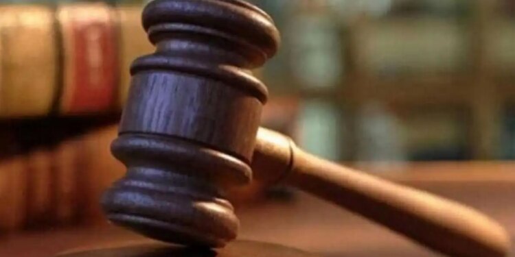 'First murdered the father, then cut the body into pieces and filled it in a bucket...' The actions of the Kaliyugi son and daughter will shake the soul, they got the death penalty.