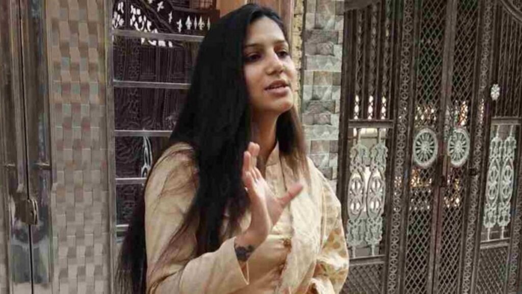 For this reason husband used to beat Sapna Choudhary, close friend told each and every thing