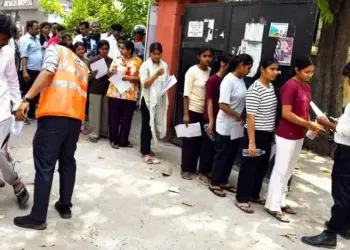 Fraud in the country's biggest medical examination! Fake candidates exposed in NEET re-exam, police caught 9 people