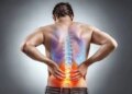 Frequent back pain and minor injury can lead to fracture, this is a sign of a serious disease, men should not ignore it even by mistake.
