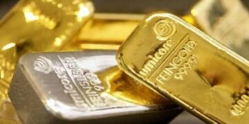 Gold-Silver Price Today: Gold became a little cheaper today, silver also softened, check today's latest price here in one click.