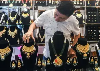 Gold Silver Rate Today: Before shopping, definitely know the new prices of gold and silver, prices changed in many cities.