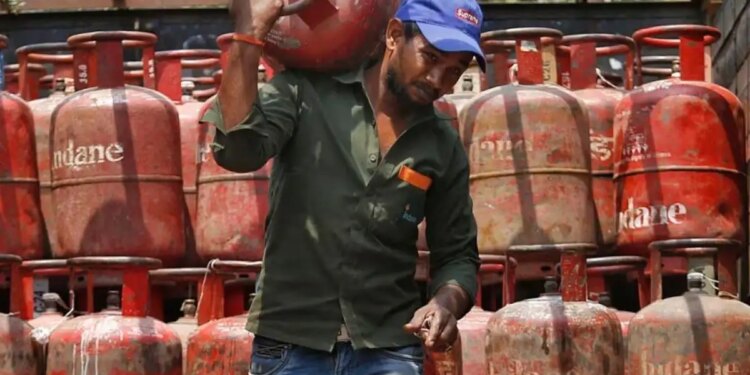 Good news for LPG consumers, government removed all restrictions; Now gas supply will be like before