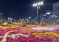 Gupt Vrindavan Dham: Shri Shri Krishna Balram took bath in the divine pond decorated with 500 kg flower petals.