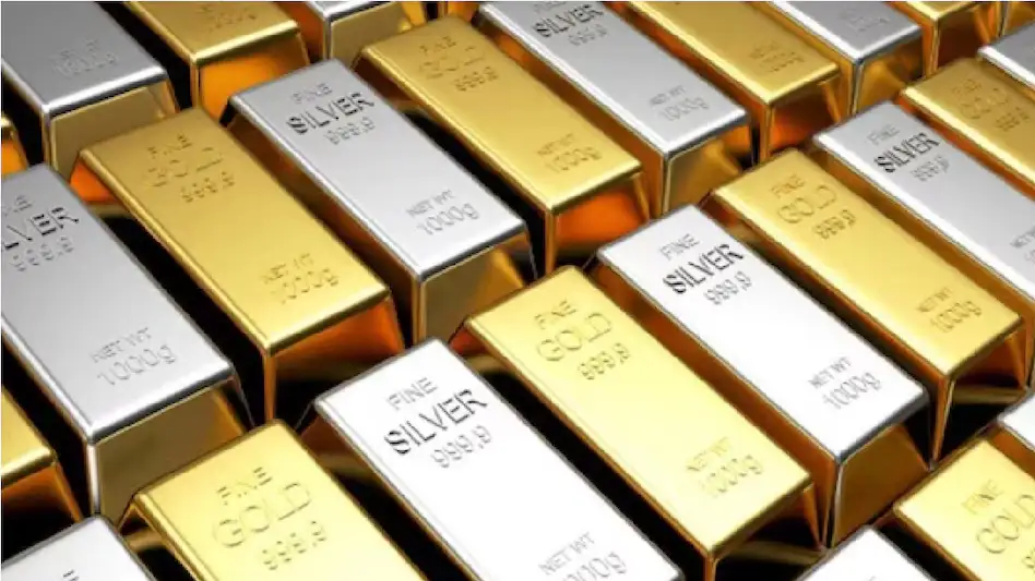 Heavy fall in silver prices by ₹ 22 thousand in 8 days, gold also became cheaper by falling by ₹ 2749, know the latest price before buying.
