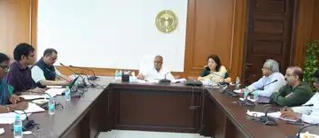If travelers coming from Ebola affected countries give wrong information, action will be taken: Telangana government