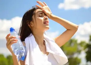 In the scorching heat of Nautapa, wrong diet can increase the risk of heat stroke, know how the diet should be.
