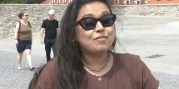 Indian tourists in Slovakia said, PM Modi is taking India to great heights and our pride is increasing in the world.