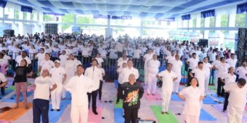 International Yoga Day organized at the Golden Jubilee Convocation Pavilion of Ranchi University, know what the Health Minister said