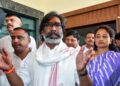 Jharkhand RS Poll Shock: JDU Offers Support to Hemant Soren After Congress Setback. Jharkhand Politics: Cross voting changed the game! Congress lost, now Hemant Soren got a big political offer. News Track in Hindi