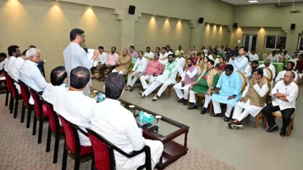 Jharkhand Rajya Sabha Election Hemant Soren INDIA Alliance | Jharkhand Rajya Sabha Election: 'Not 56 but now 61...', 'India' alliance laid the political chessboard for Jharkhand Rajya Sabha elections. News Track in Hindi