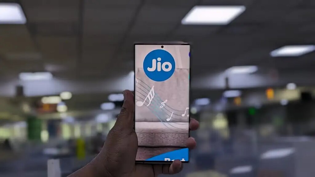 Jio's new explosive plan, facility to use 4 SIMs in a single recharge, users will get big benefit
