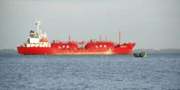 LNG Tanker Reaches India: Big relief to India after Iran war, first ship filled with gas crosses Hormuz