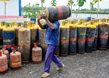 LPG Price Today 29 June 2026: How much will 14.2 and 19 kg gas cylinder be available today? Check the latest rate of your city
