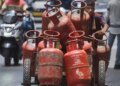 LPG Price Today: Lowest gas cylinder price in India, quickly check what is the price of domestic and commercial cylinders today.