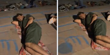 Leaving luxury, Sunil Grover was seen sleeping on a sheet spread on Gangaghat, video going viral on social media.