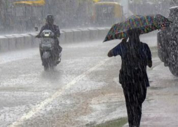 MP Weather Today| Heavy Rain Alert in 50 Districts. Monsoon Update | MP Weather Today: Rain alert in 50 districts of Madhya Pradesh, monsoon will be active again from July 2. News Track in Hindi