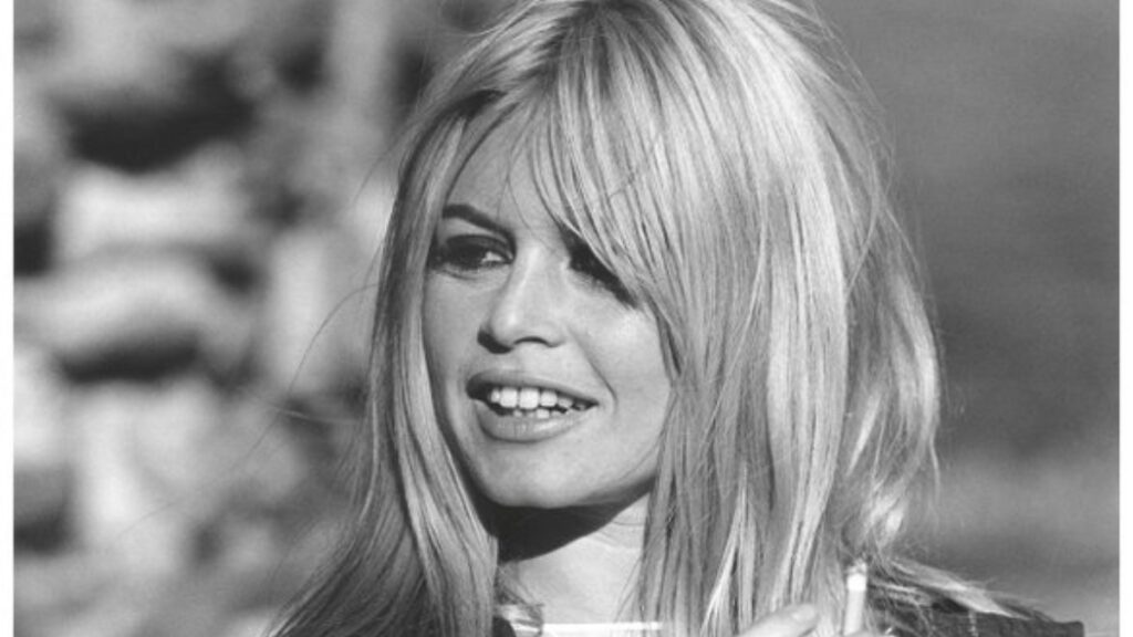 Many marriages and many relationships, called S*X symbol on screen, death of the boldest actress at the age of 91