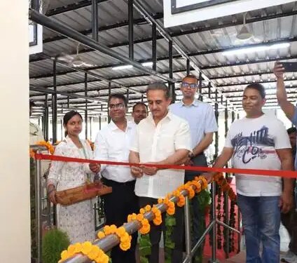 Minister of State for Environment Kirti Vardhan Singh launches app at Delhi Zoo