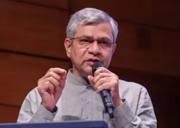Modern training techniques are necessary for skill development of station masters: Ashwini Vaishnav