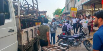 Municipal Corporation Jaipur took strict action, recovered Rs 19,500, seized 5 canter goods.