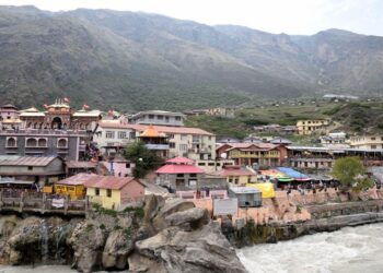 Narendra Modi|Uttarakhand Spiritual Tourism|Latest Hindi News|Samachar Hindi Newstrack | Uttarakhand News: Pilgrimage places of Uttarakhand get new identity, confluence of faith and development in Modi era. News Track in Hindi