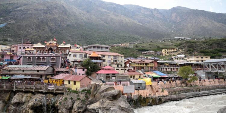 Narendra Modi|Uttarakhand Spiritual Tourism|Latest Hindi News|Samachar Hindi Newstrack | Uttarakhand News: Pilgrimage places of Uttarakhand get new identity, confluence of faith and development in Modi era. News Track in Hindi