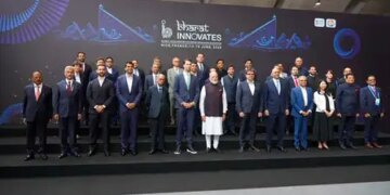 PM Modi meets global investors ahead of India Innovates Summit in France