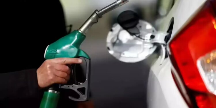 Petrol-Diesel Crisis: Government's big announcement, now you will not be able to buy petrol-diesel more than this, action will be taken if rules are broken