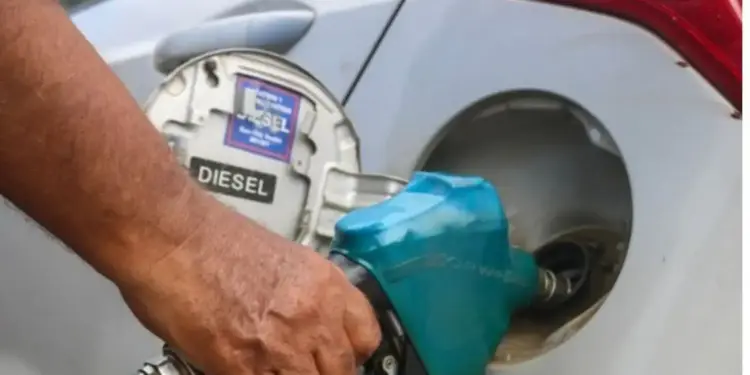 Petrol Diesel Price Today: Crude oil became cheaper, did the prices of petrol and diesel reduce today? Know the latest rates from Delhi to Noida