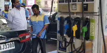 Petrol Price Cut: Petrol became cheaper due to abolition of excise duty! How much benefit will you get on 1 litre, read full details here