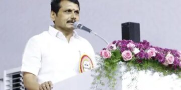 Police reached Chennai residence of DMK leader Senthil Balaji, political stir increased amid many cases.