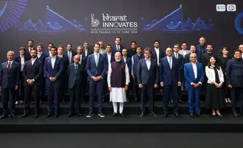 Prime Minister Modi invites entrepreneurs to work in India and contribute to the development of the world