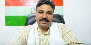 Rahul Gandhi is raising the issues from the streets to the Parliament that the Modi government is running away from: Tikaram Julie