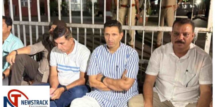 Rajya Sabha Election Row: Meenakshi Natarajan's Nomination Rejected. Congress Hits Streets | Madhya Pradesh News: Congress leaders sat on dharna overnight in Bhopal, politics heated up after nomination was cancelled. News Track in Hindi