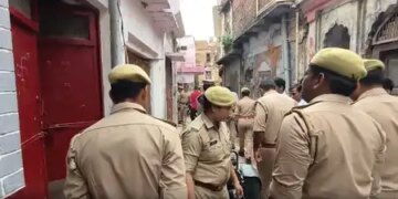 Ram temple offering case: Police recovered jewelery and documents from Tinnu Yadav's house.