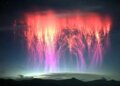 Red Ghost Sprites: People were surprised to see rare red-orange light seen in the sky of Tibet, pictures and videos