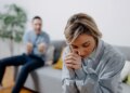 Relationship Advice: Do your partner's words hurt you again and again? These signals indicate that the relationship has become emotionally toxic.